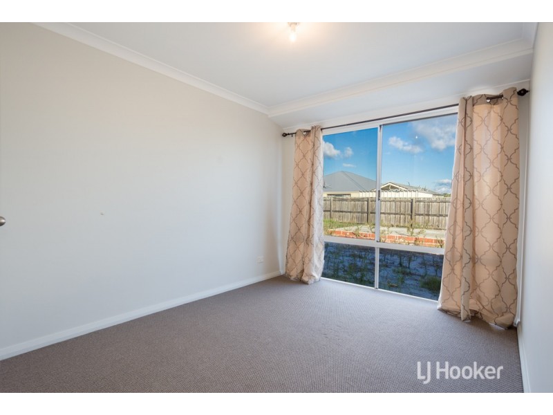 72 Macquarie Drive, Australind WA 6233