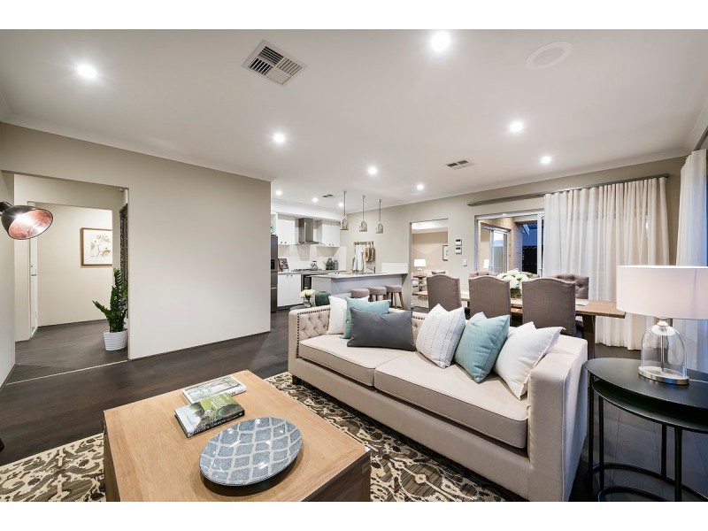 7 Bluff Road, Dalyellup WA 6230