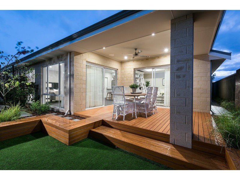 7 Bluff Road, Dalyellup WA 6230