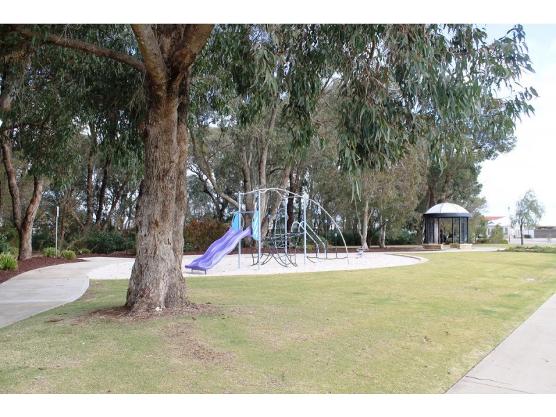 5 Antibes Way, Busselton WA 6280