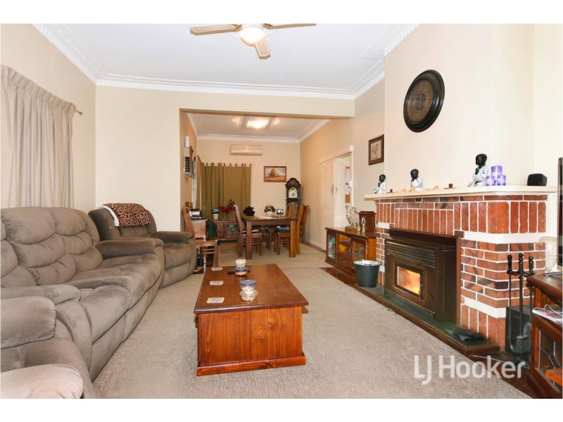 18 Bunbury Street, Collie WA 6225