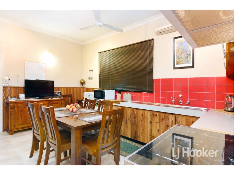 18 Bunbury Street, Collie WA 6225