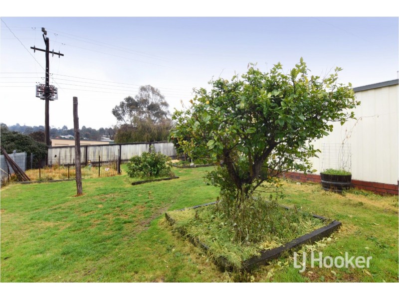 18 Bunbury Street, Collie WA 6225