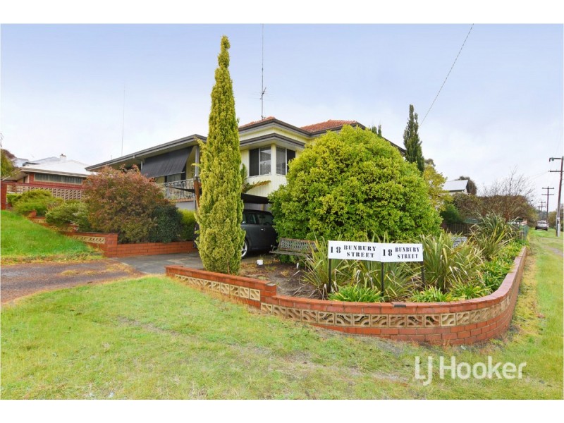 18 Bunbury Street, Collie WA 6225