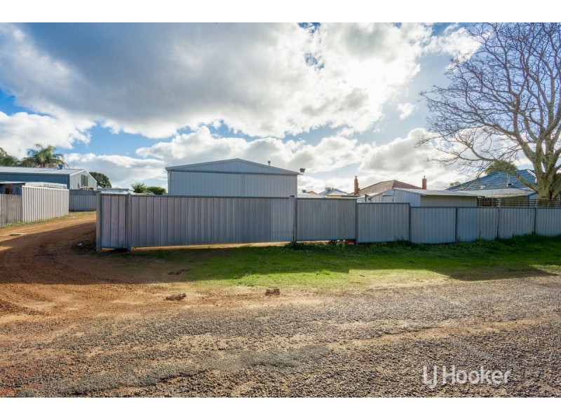 1 Wittenoom Street, Collie WA 6225