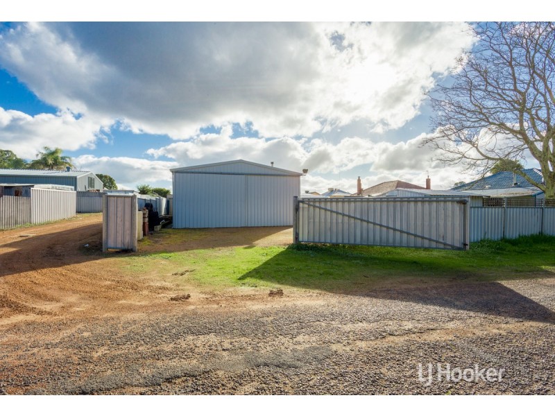 1 Wittenoom Street, Collie WA 6225