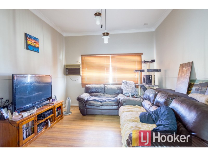 66 Deakin Street, Collie WA 6225