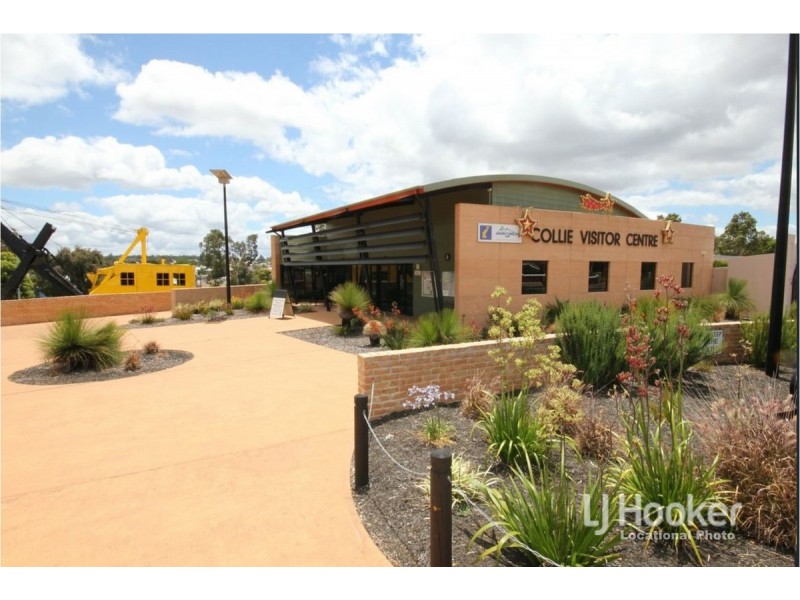 5 Buckingham Way, Collie WA 6225