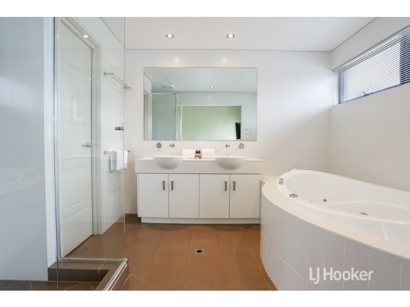 16B/77 Gifford Road, Dunsborough WA 6281