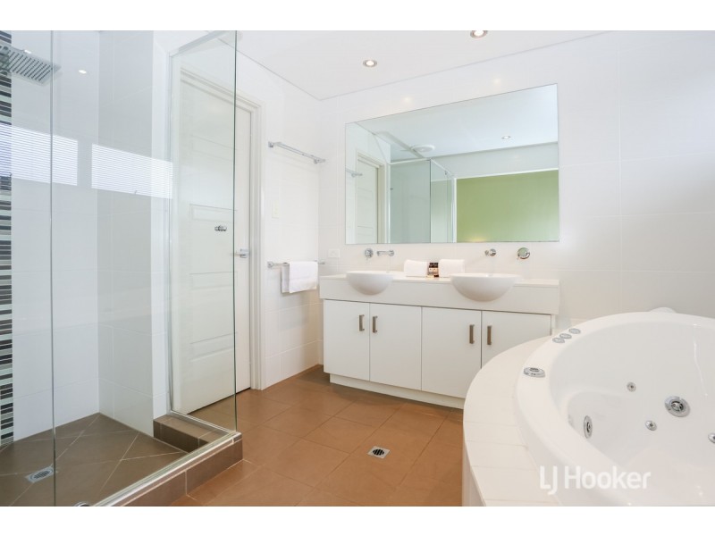 16B/77 Gifford Road, Dunsborough WA 6281