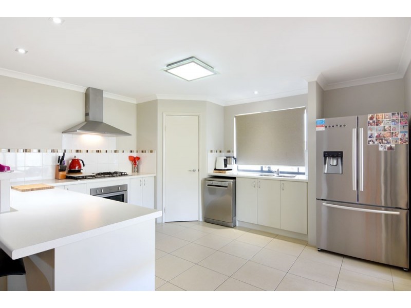 30 Polwarth Circuit, Eaton WA 6232