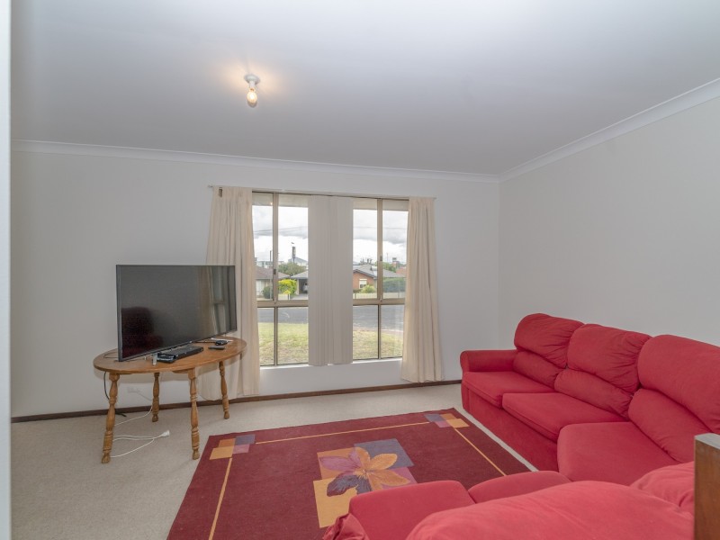 11 Edwards Place, Eaton WA 6232