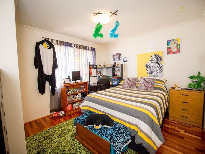 16 Tanzanite Road, Australind WA 6233