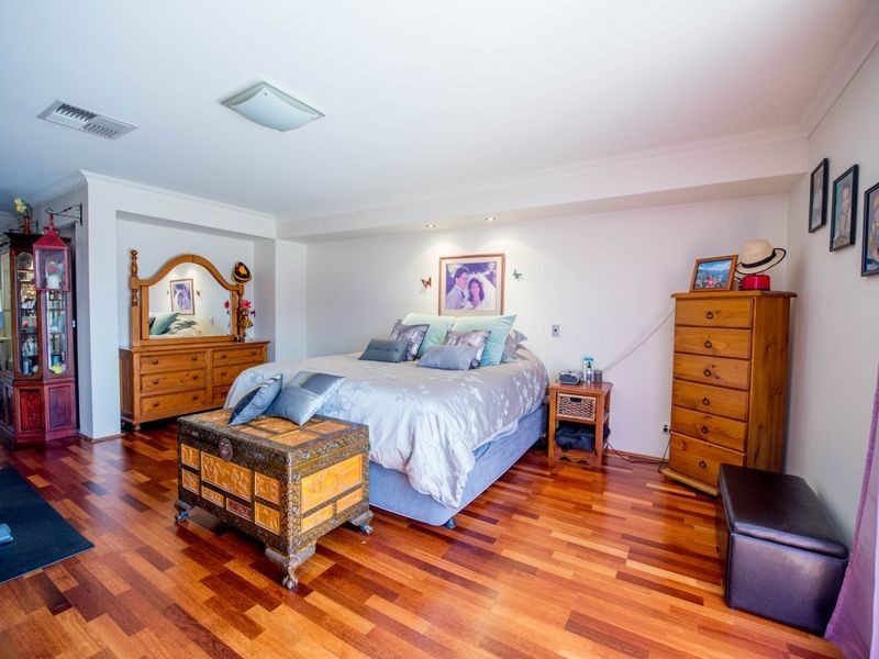 16 Tanzanite Road, Australind WA 6233