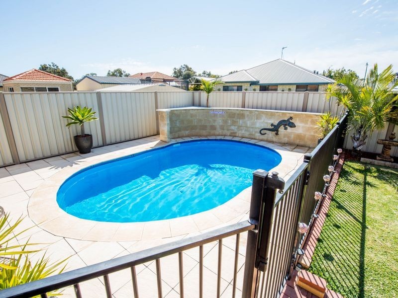 16 Tanzanite Road, Australind WA 6233