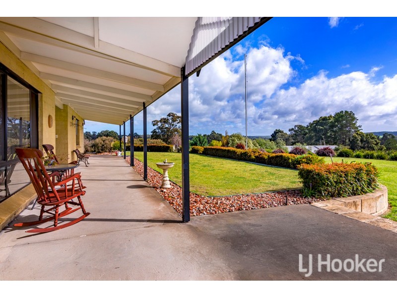 343 Steere Street North, Collie WA 6225