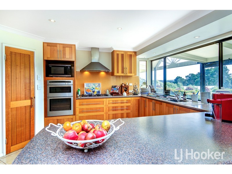 343 Steere Street North, Collie WA 6225