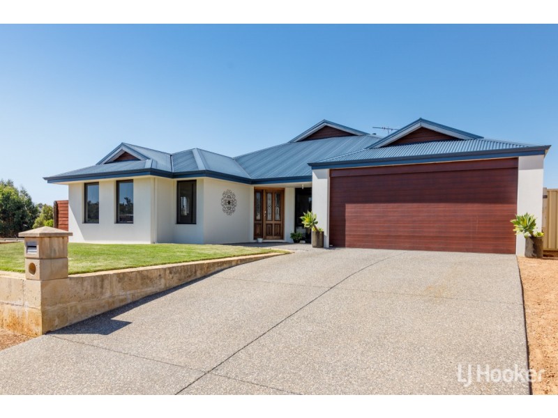 13 Wagtail Way, Collie WA 6225