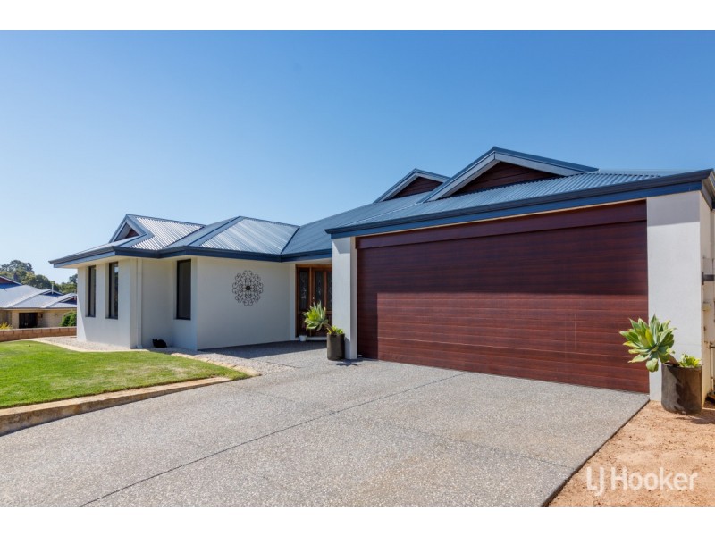 13 Wagtail Way, Collie WA 6225