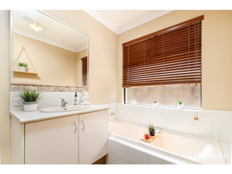 13 Wagtail Way, Collie WA 6225