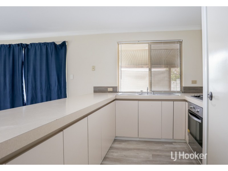 24 Lockwood Crescent, Withers WA 6230