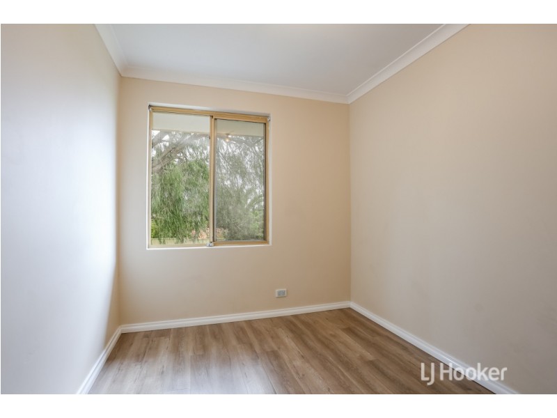 24 Lockwood Crescent, Withers WA 6230