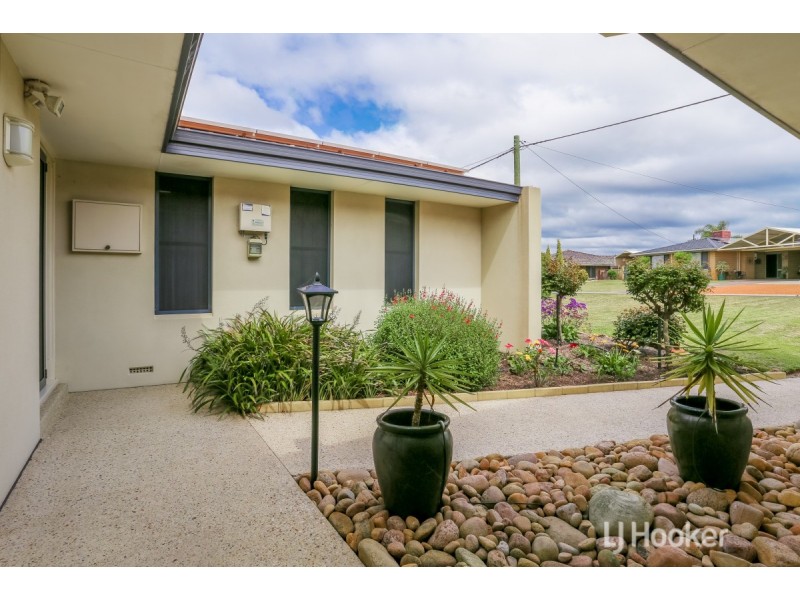 76 Bucktin Street, Collie WA 6225