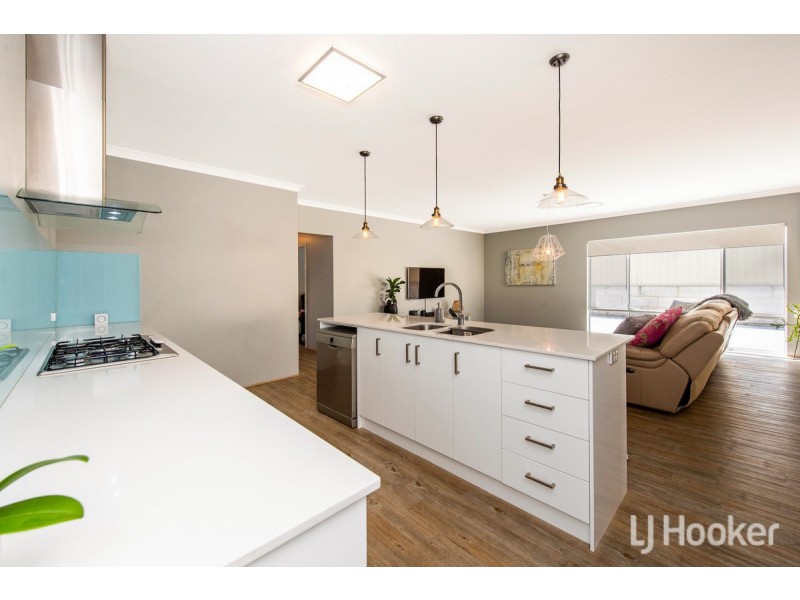 5 Robusta Road, Eaton WA 6232