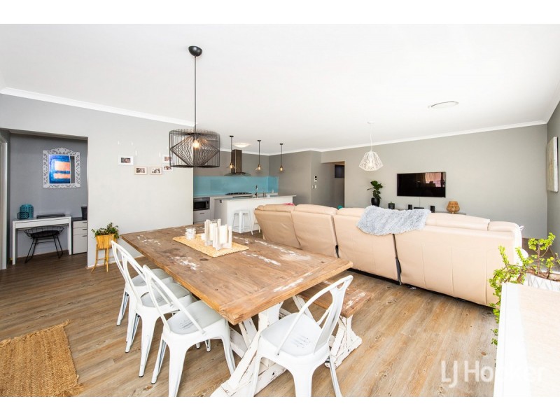 5 Robusta Road, Eaton WA 6232