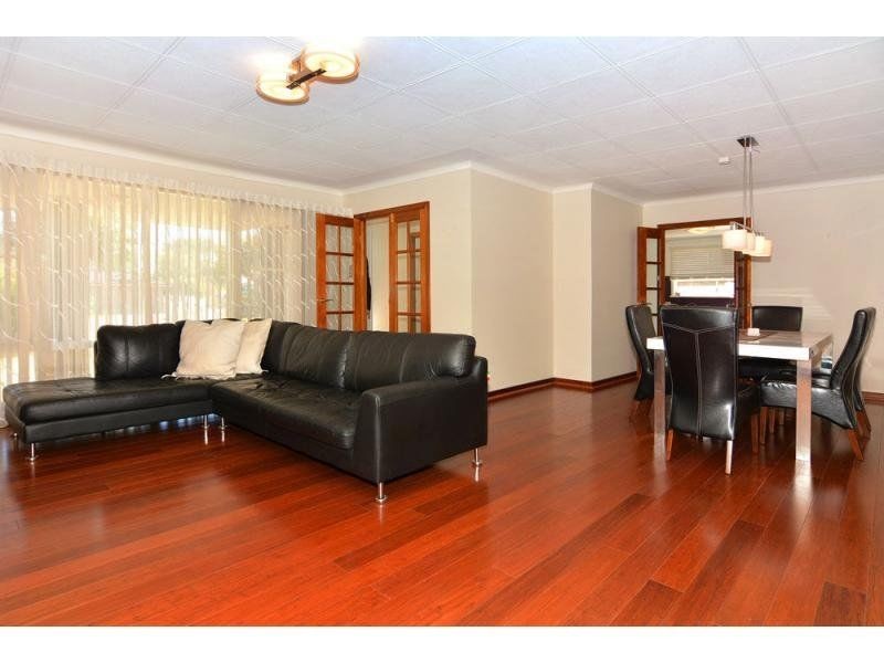 15 College Row, South Bunbury WA 6230