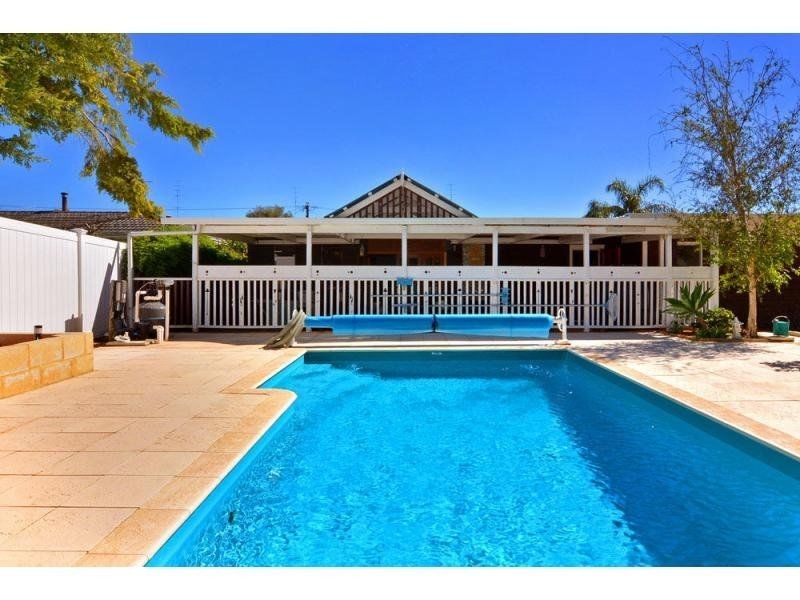 15 College Row, South Bunbury WA 6230
