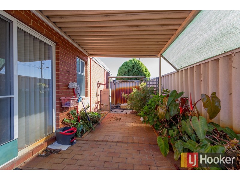 2 Woodley Road, Glen Iris WA 6230