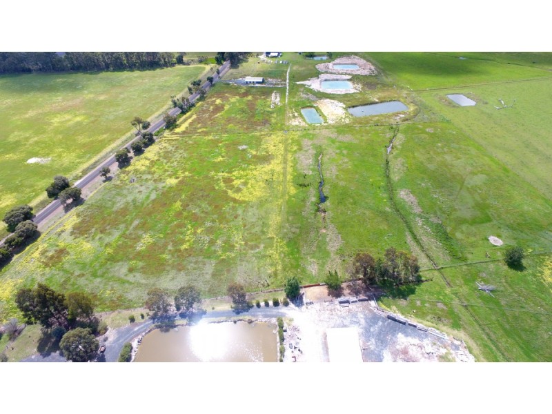 173 Ravenscliffe Road, Kirup WA 6251