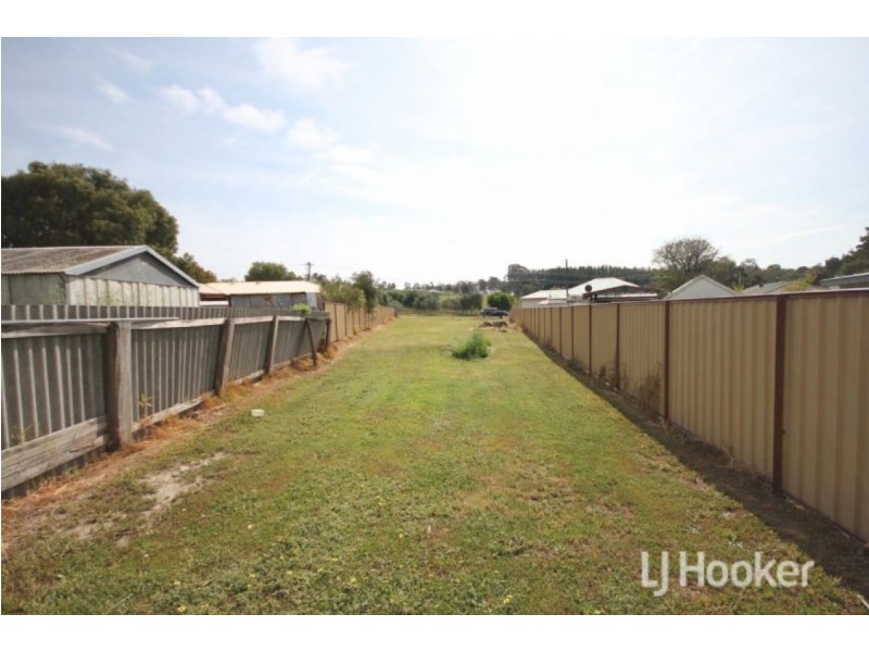 7a Laurie Street, Collie WA 6225