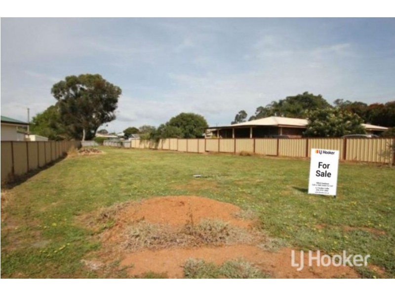 7a Laurie Street, Collie WA 6225