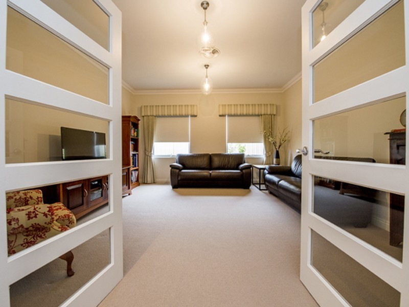 40 Moore Street, Bunbury WA 6230