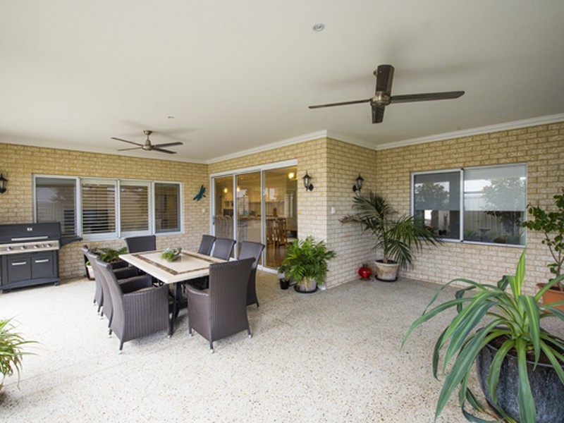 40 Moore Street, Bunbury WA 6230