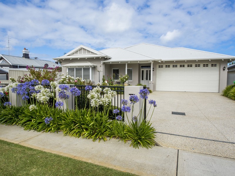 40 Moore Street, Bunbury WA 6230