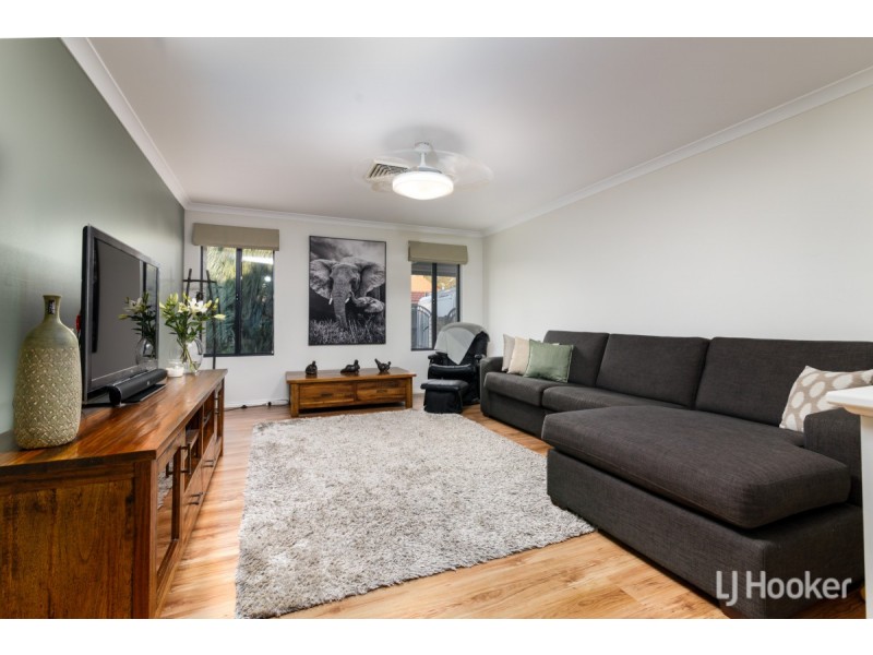 6 Buckingham Way, Collie WA 6225