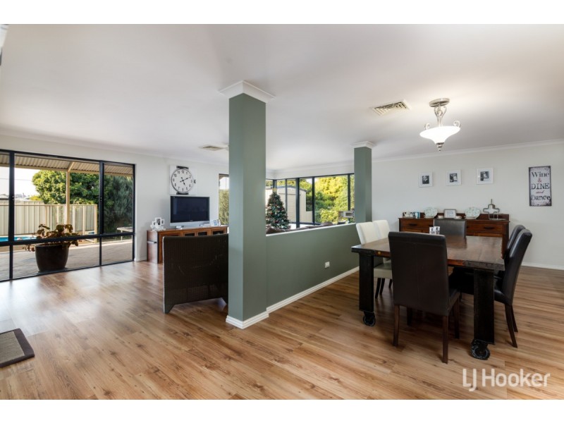 6 Buckingham Way, Collie WA 6225