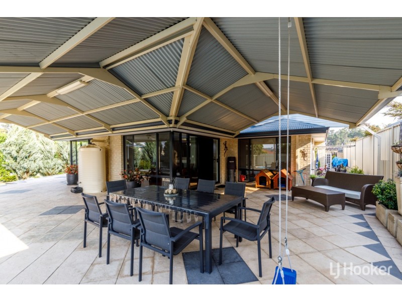 6 Buckingham Way, Collie WA 6225