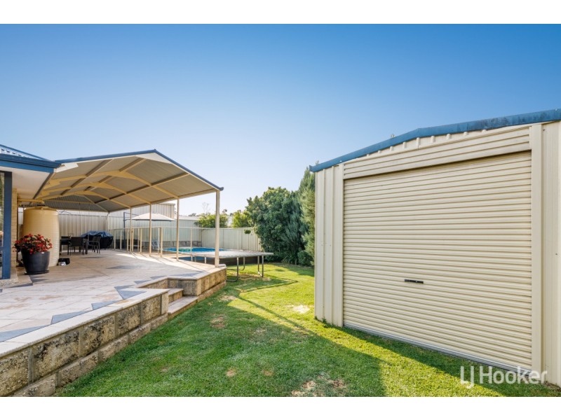6 Buckingham Way, Collie WA 6225