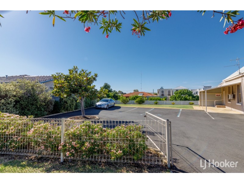 99 Beach Road, South Bunbury WA 6230