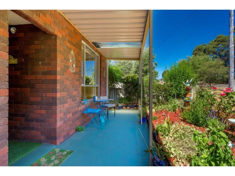 21 Bevan Way, Collie WA 6225