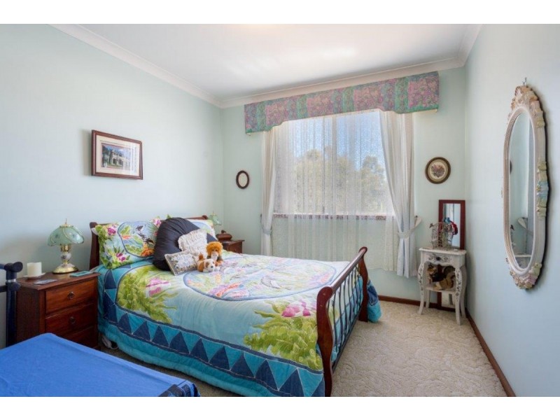 21 Bevan Way, Collie WA 6225