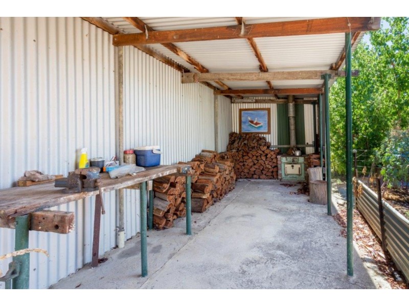 21 Bevan Way, Collie WA 6225