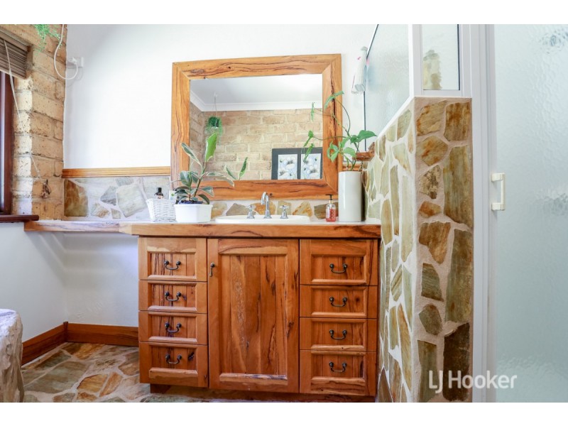 76 Jules Road, Gelorup WA 6230