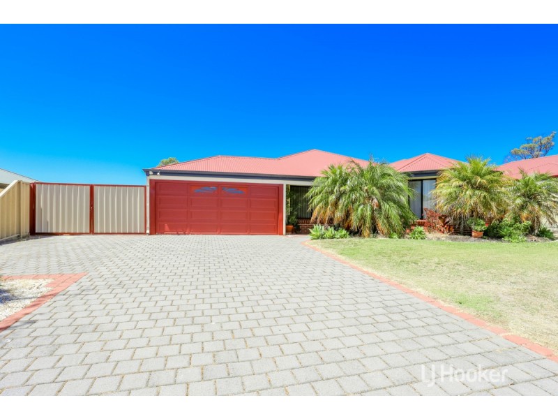 13 Moondar Parade, Dalyellup WA 6230