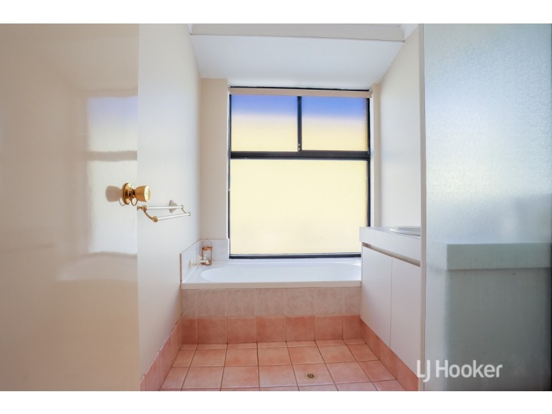 13 Moondar Parade, Dalyellup WA 6230