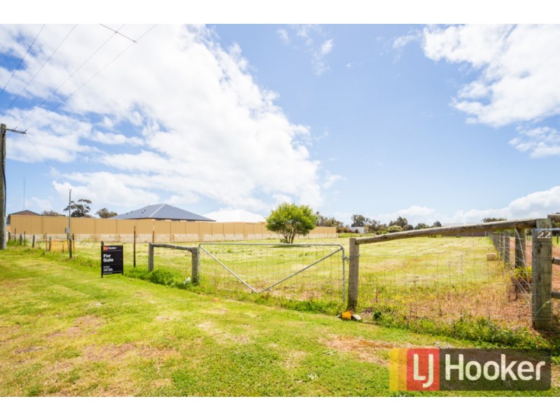 22 Jeffrey Road, Glen Iris WA 6230